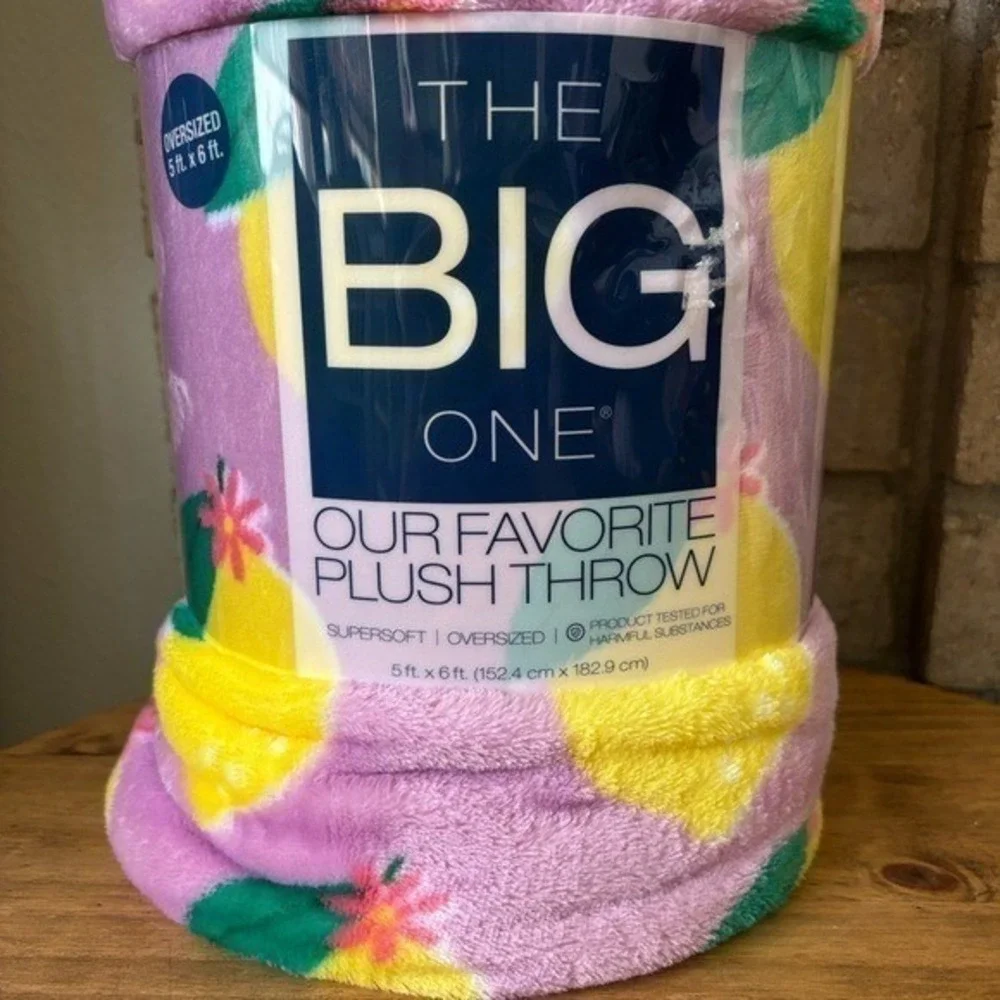 The Big One Lemon Lavender Summer Oversized Super Soft Plush Throw 5ft X 6ft NEW